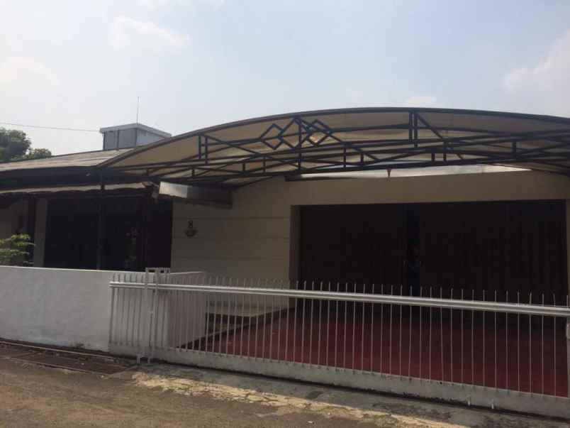 dijual rumah pancoran