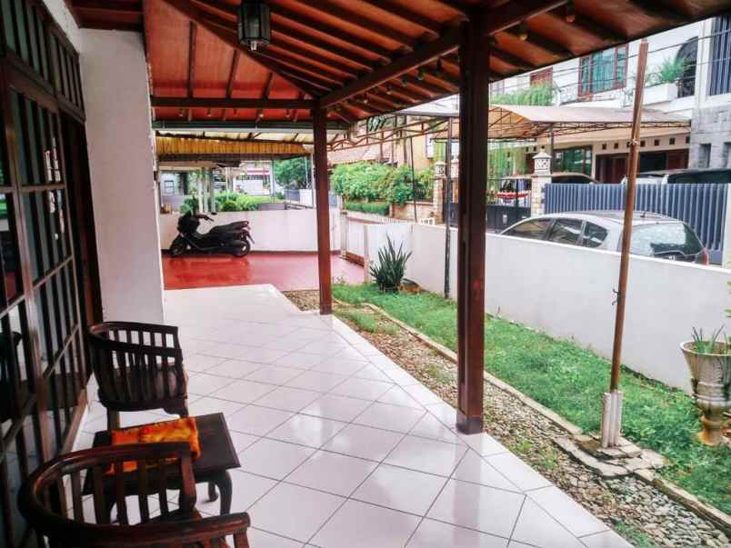 dijual rumah pancoran