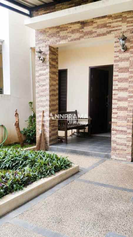 dijual rumah pancoran mas depok