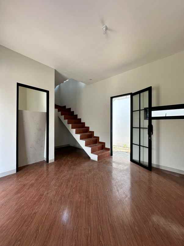 dijual rumah pandanwangi sulfat kota malang