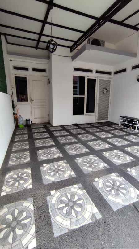 dijual rumah pandanwangi sulfat kota malang