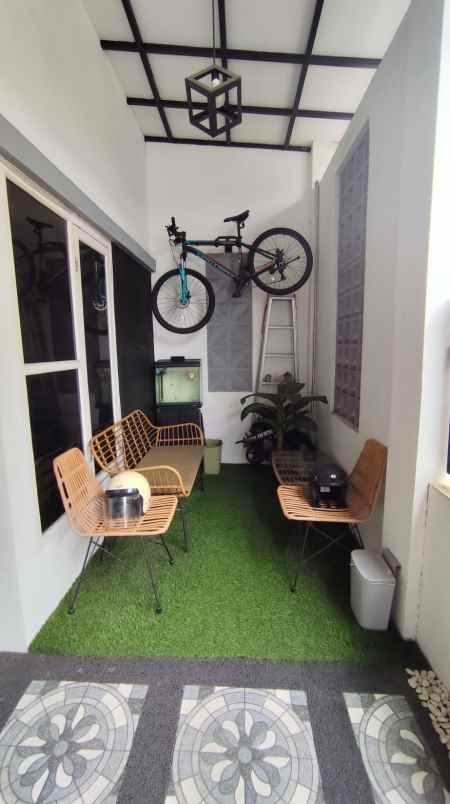 dijual rumah pandanwangi sulfat kota malang