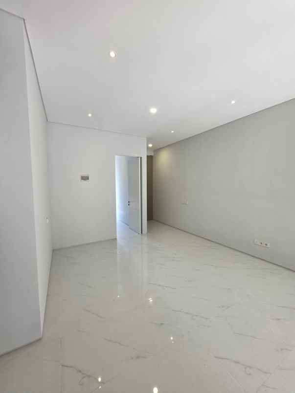 dijual rumah pandugo