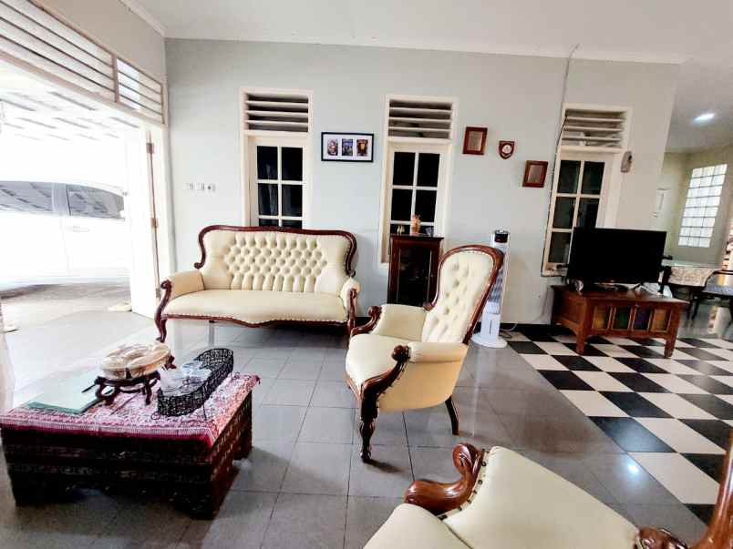 dijual rumah panglima polim