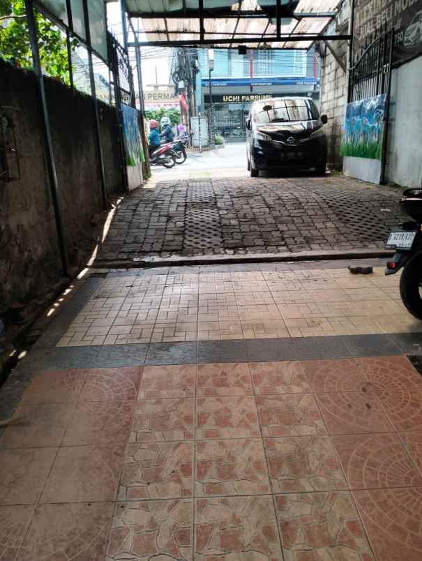 dijual rumah parung serab