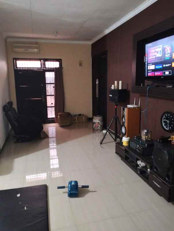 dijual rumah parung serab