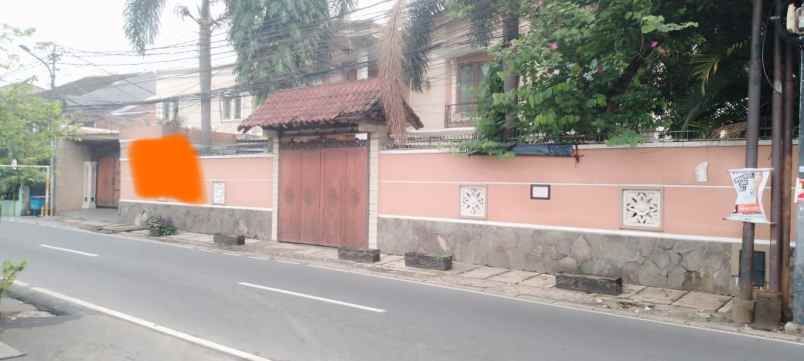 dijual rumah pasar minggu