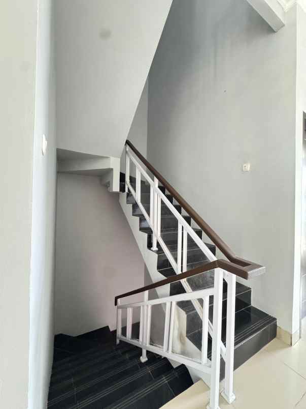 dijual rumah pasir impun mandalajati