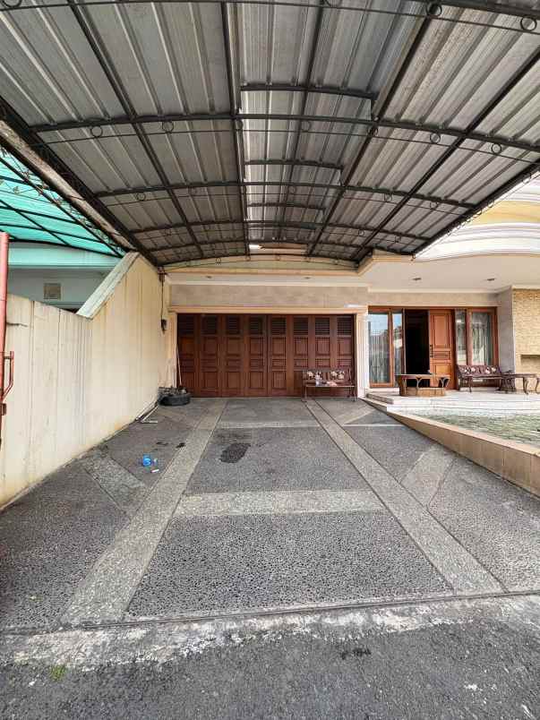 dijual rumah pejaten