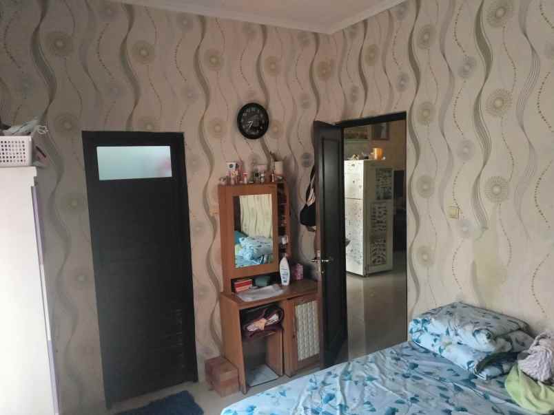 dijual rumah pekayon ps rebo jakarta timur