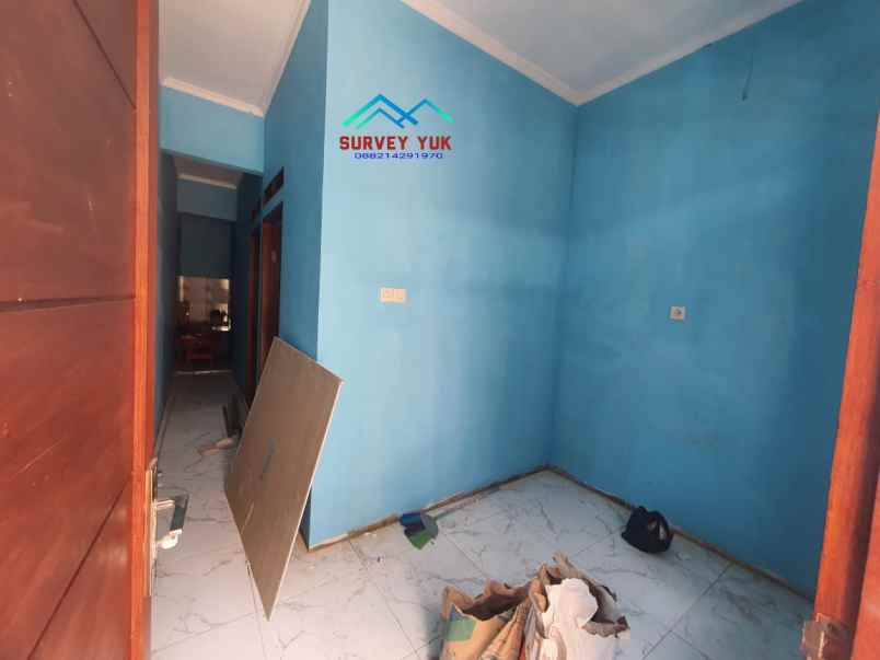 dijual rumah perigi baru belakang kolam