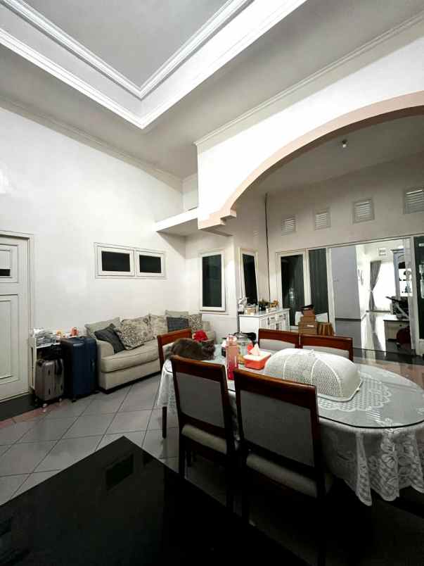 dijual rumah permata jingga suhat kota