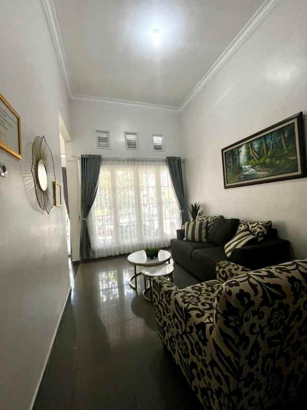 dijual rumah permata jingga suhat kota