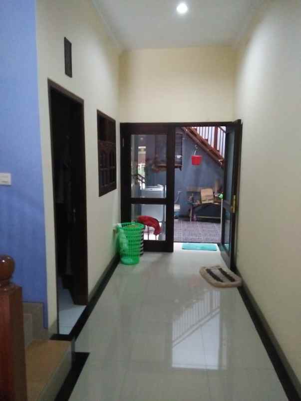 dijual rumah perum pondok bambu kuning