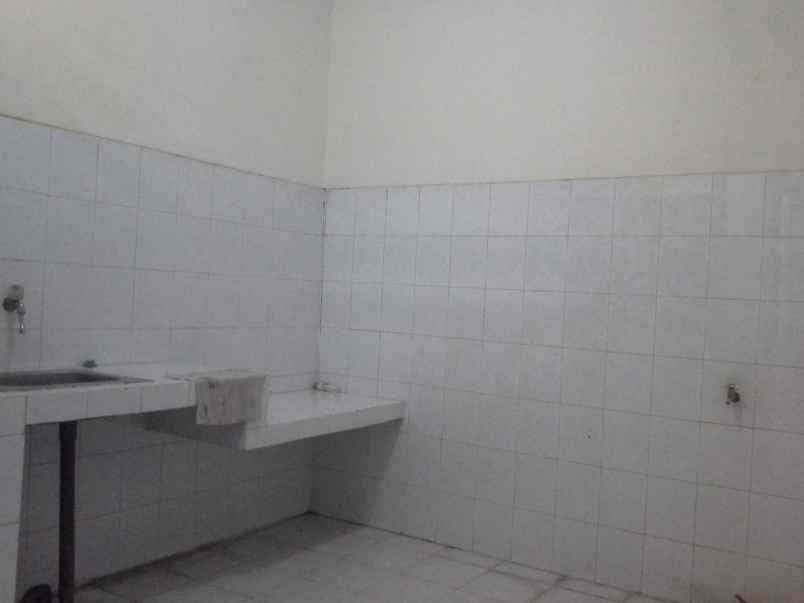 dijual rumah perum taman pondok indah