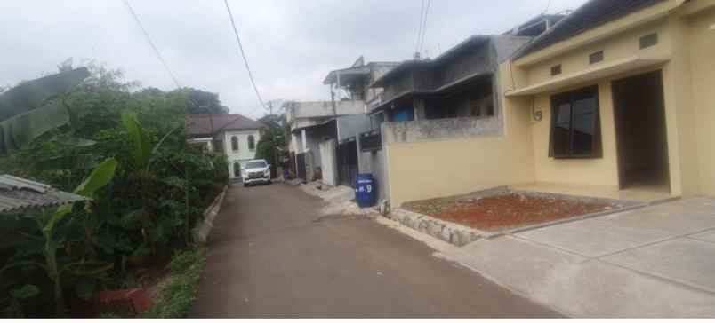 dijual rumah perumahan alam kencana