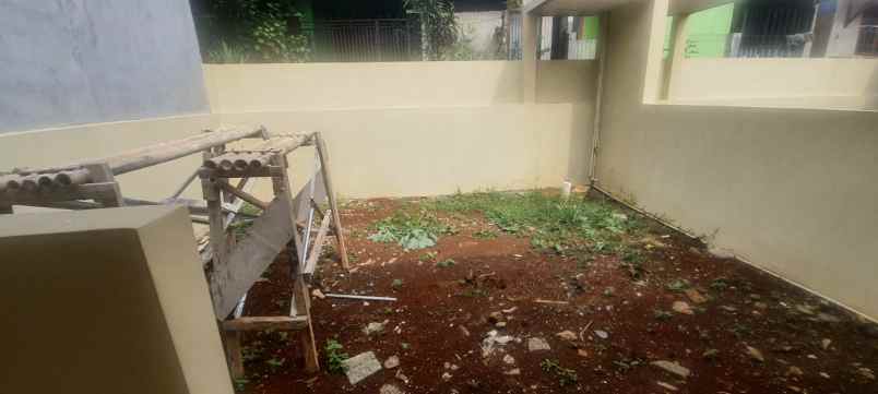 dijual rumah perumahan alam kencana