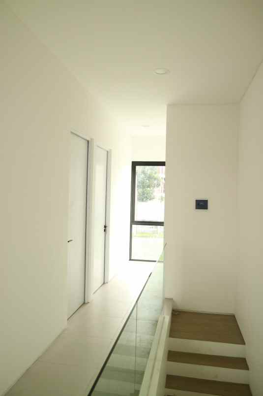 dijual rumah perumahan dian istana