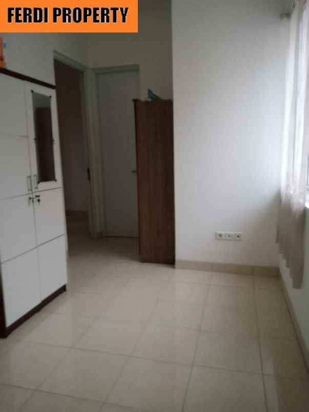 dijual rumah perumahan legenda wisata