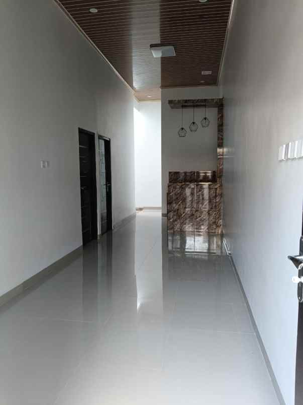 dijual rumah perumahan pesona anggrek