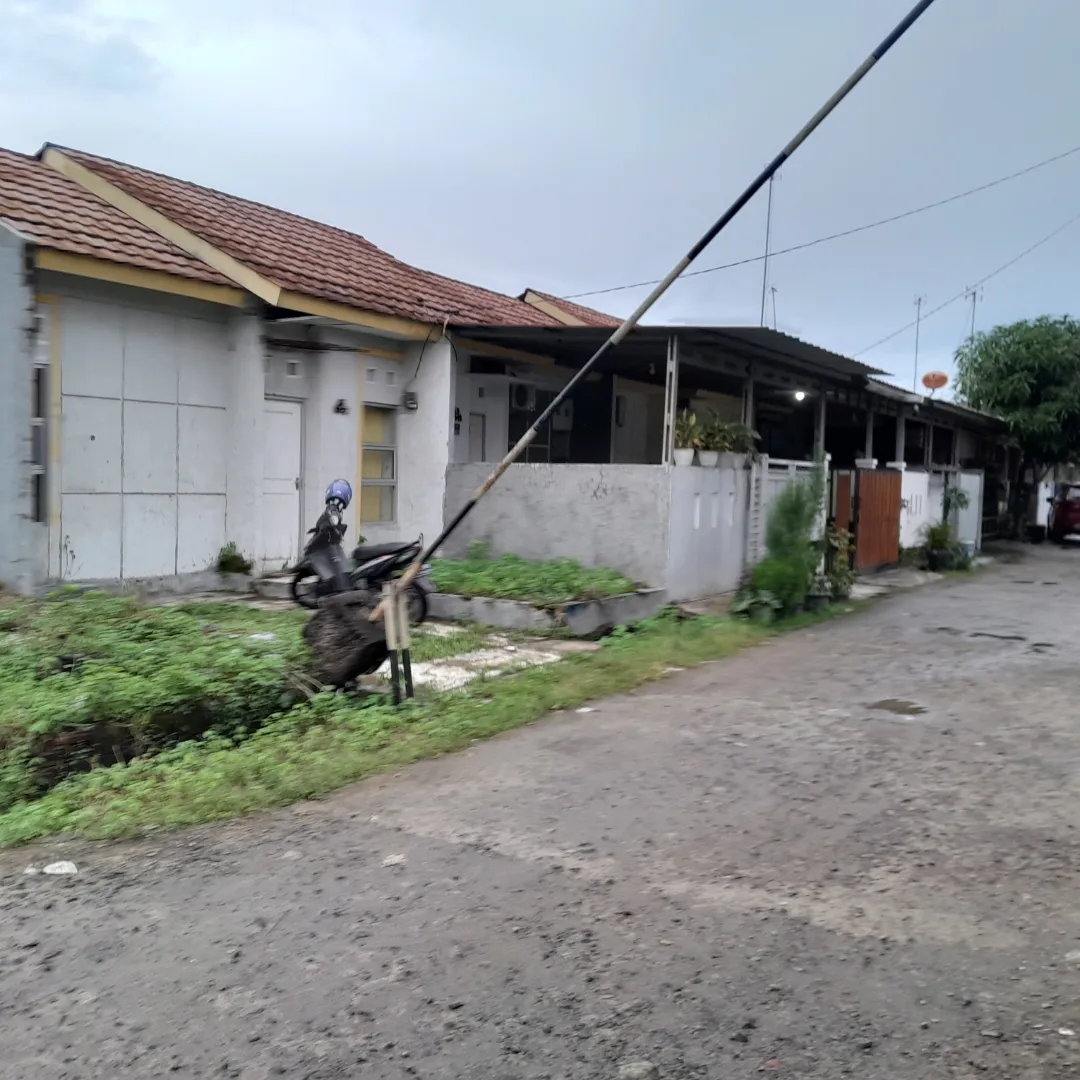 dijual rumah perumahan sankyu