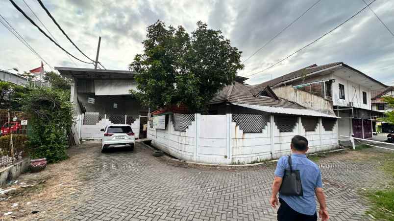dijual rumah perumahan sepanjang town house