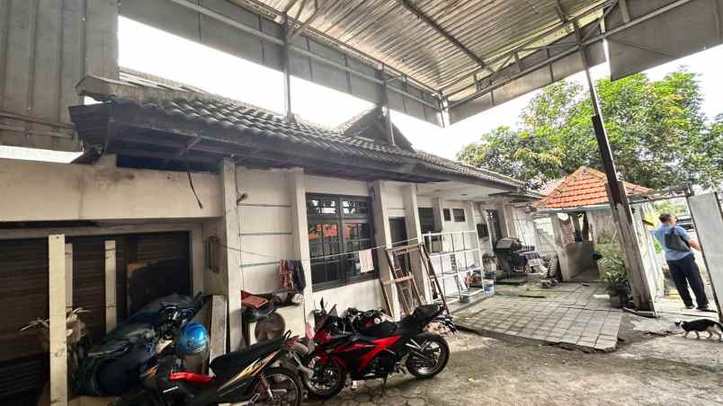 dijual rumah perumahan sepanjang town house