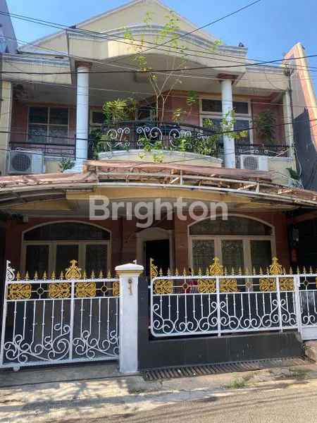 dijual rumah perumahan taman aa