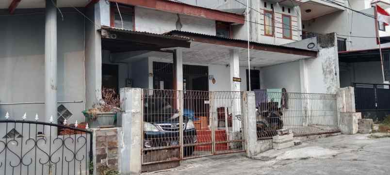 dijual rumah perumnas depok 1