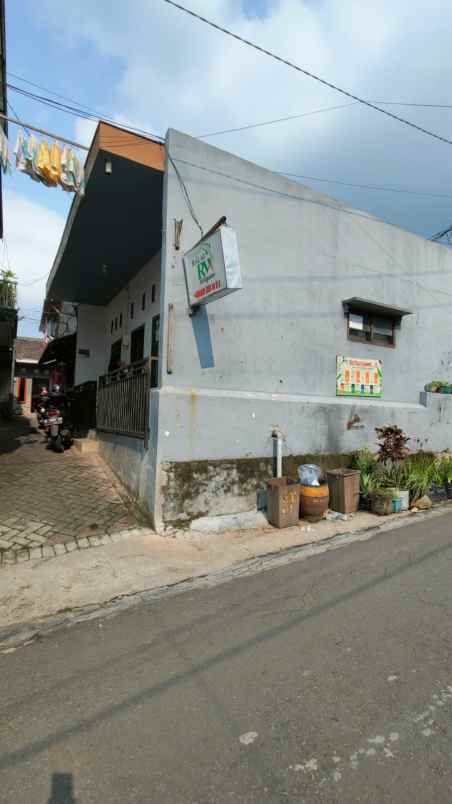 dijual rumah pesanggrahan