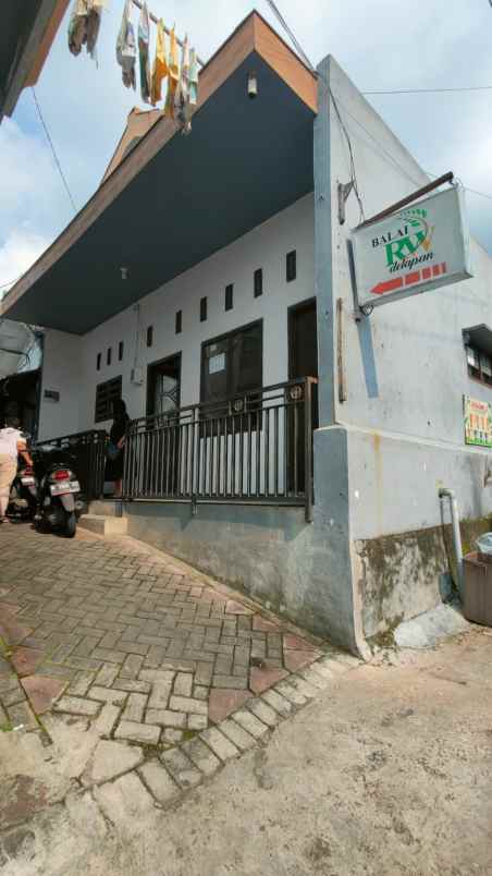 dijual rumah pesanggrahan