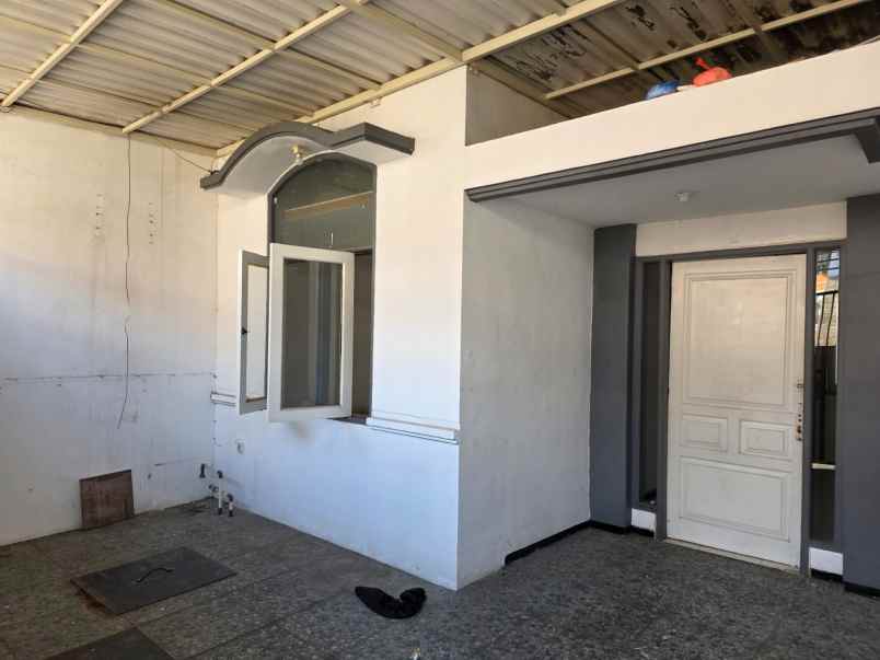 dijual rumah ploso timur