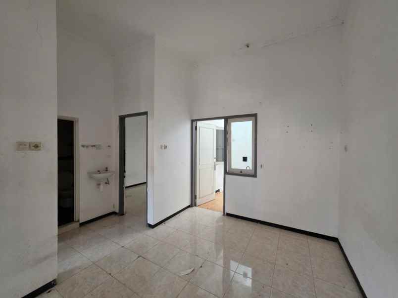 dijual rumah ploso timur