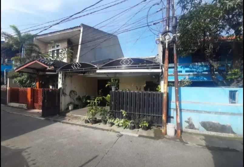 dijual rumah pondok bambu ori