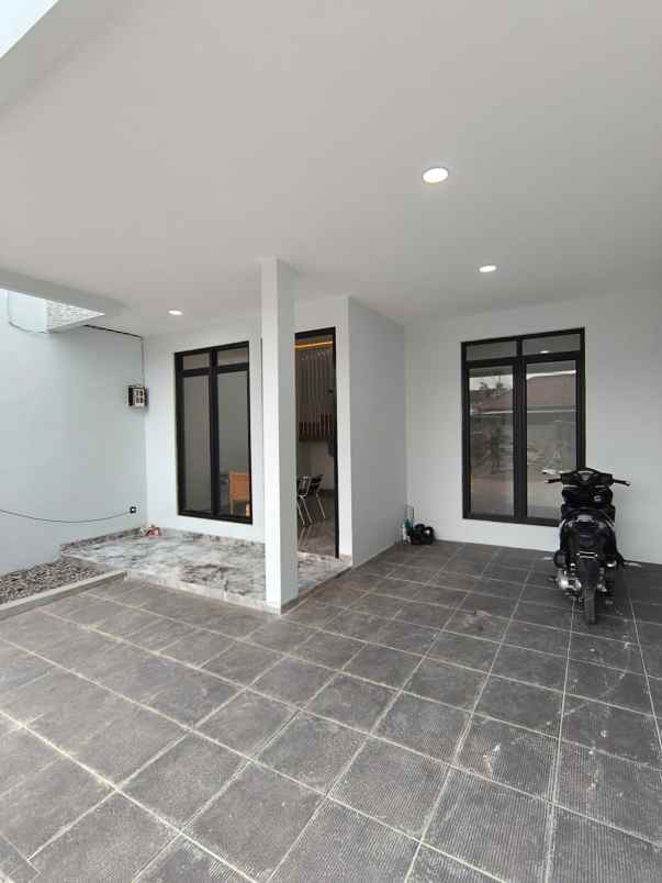 dijual rumah pondok cabe