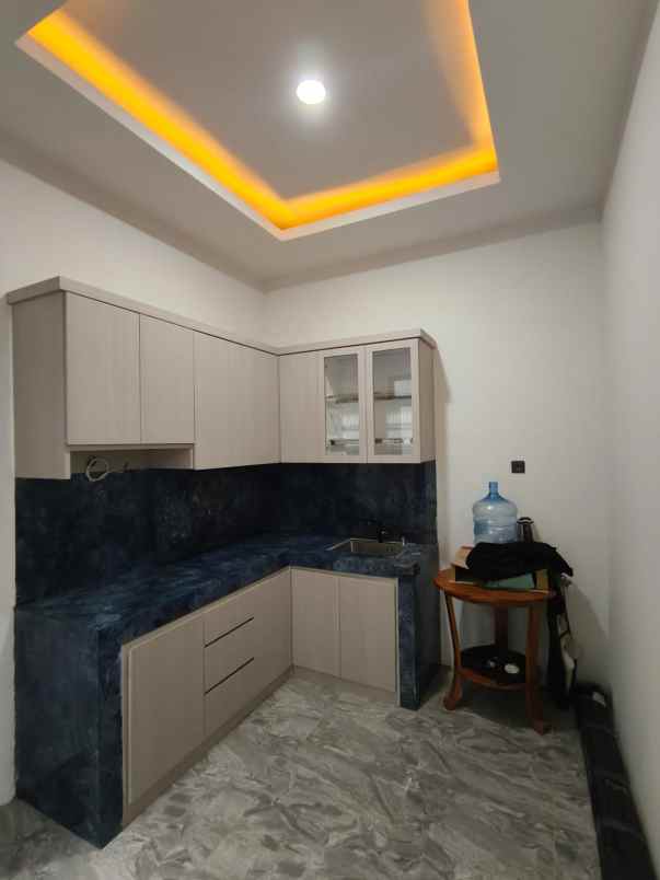 dijual rumah pondok cabe