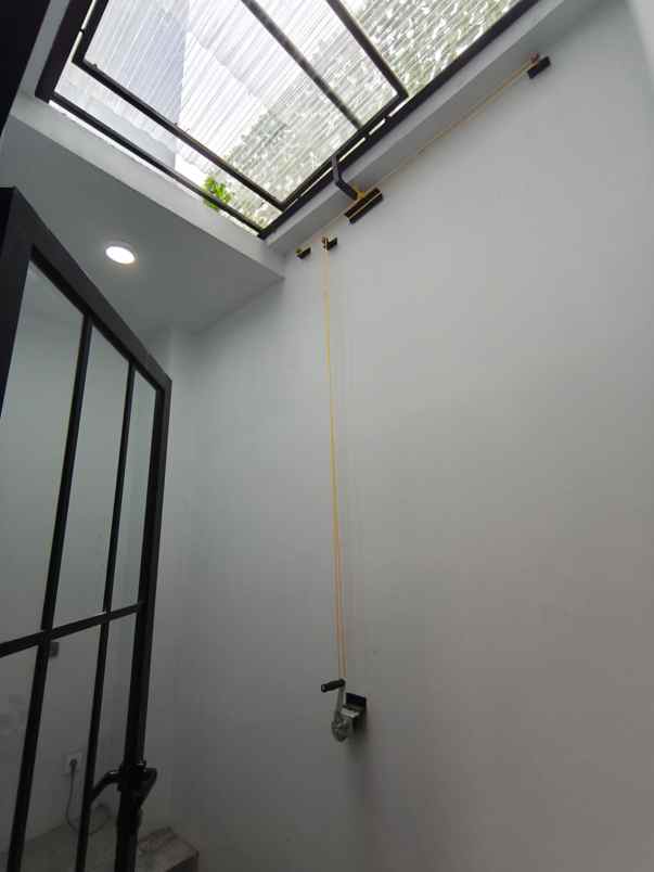 dijual rumah pondok cabe