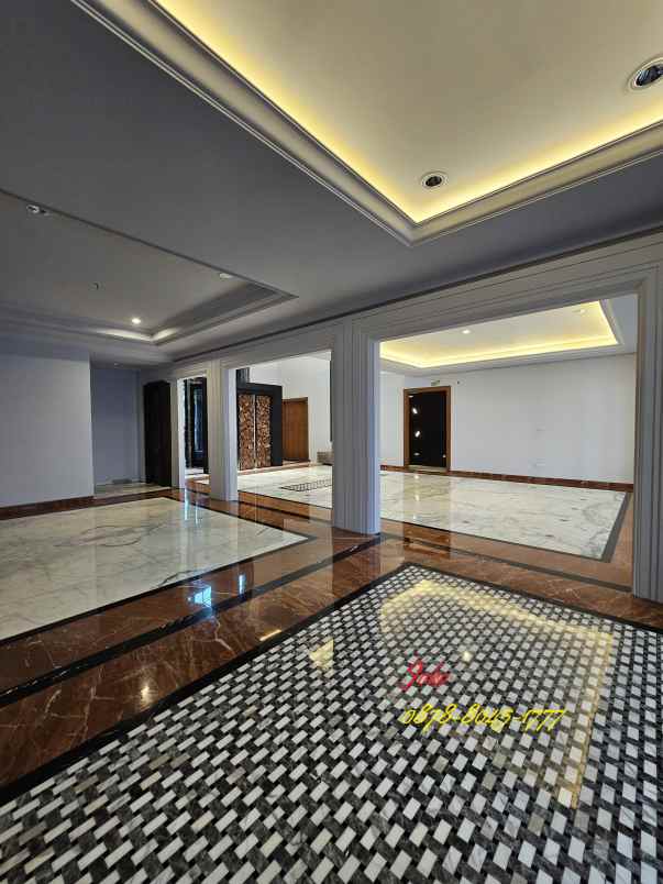 dijual rumah pondok indah