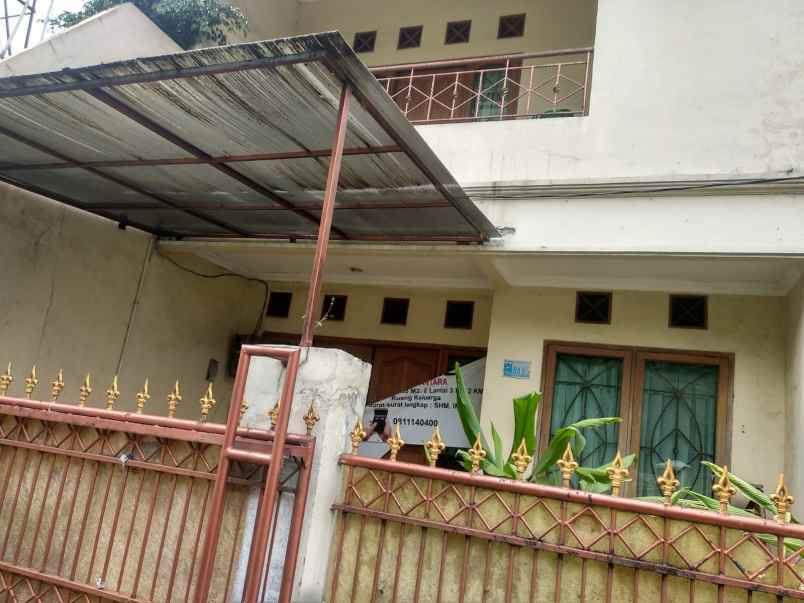 dijual rumah pondok kelapa jakarta timur