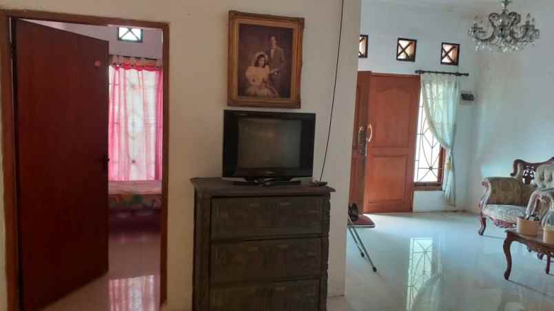 dijual rumah pondok kelapa jakarta timur