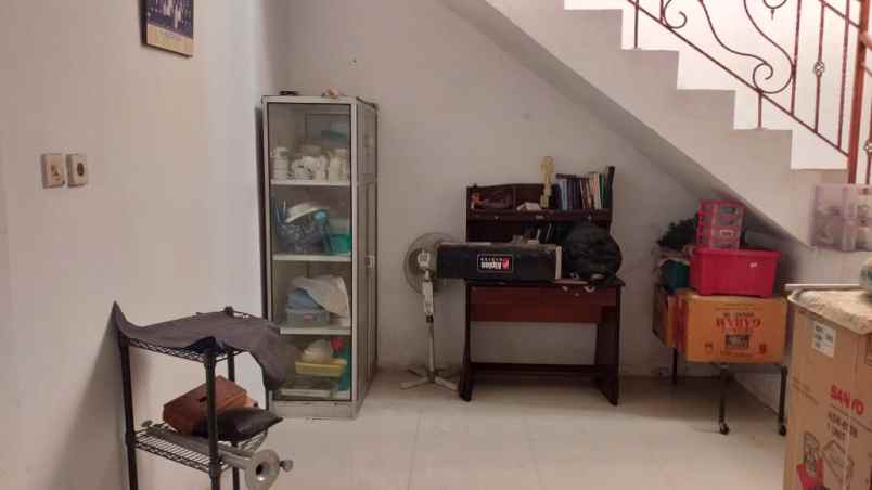 dijual rumah pondok kelapa jakarta timur