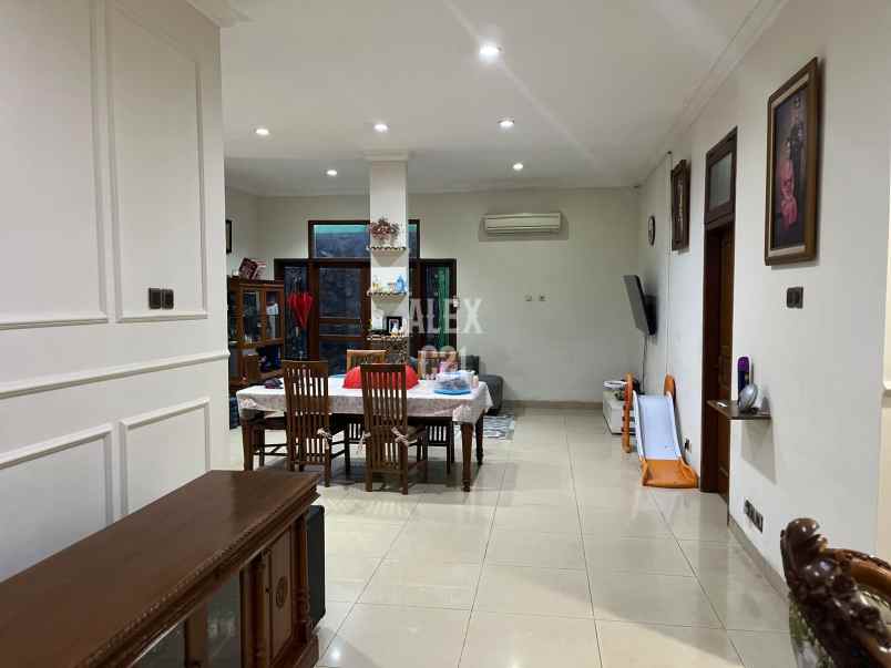 dijual rumah pondok labu cilandak