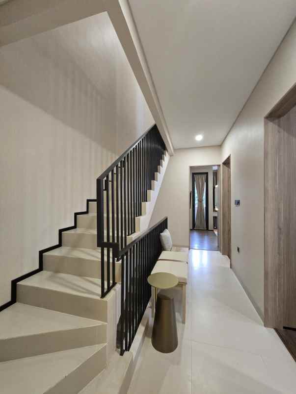 dijual rumah pondok labu cilandak