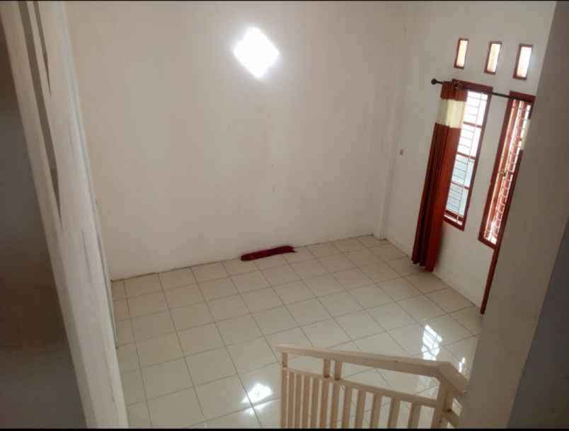 dijual rumah pondok terong cipayung depok