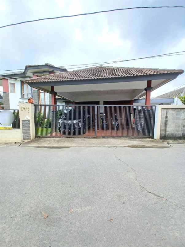 dijual rumah pondokgede jati waringin