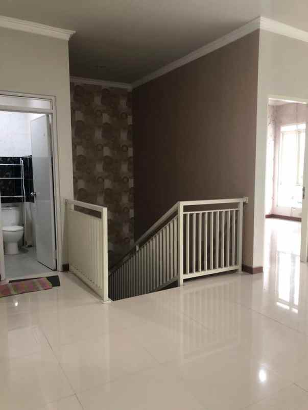 dijual rumah pps 2 lantai