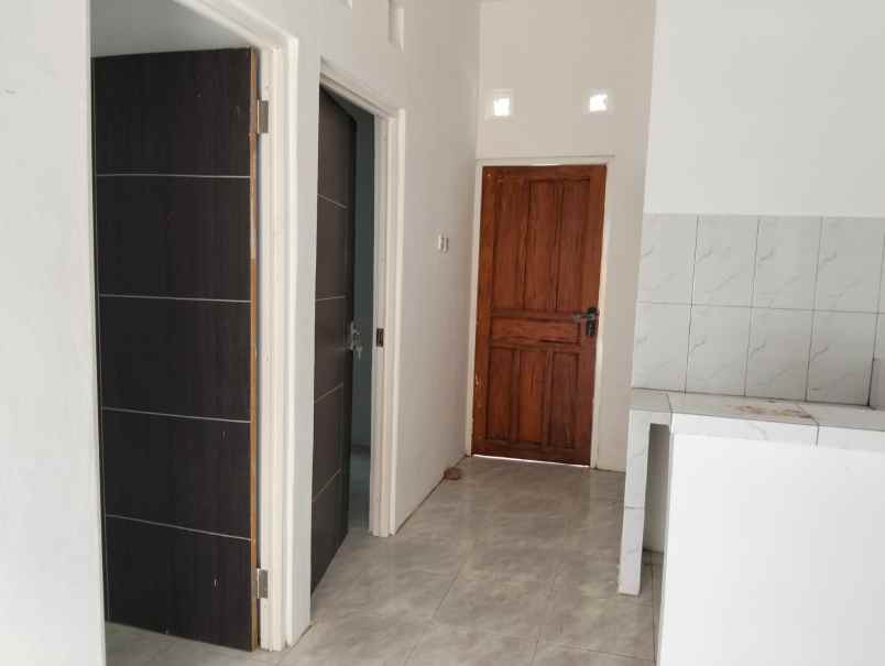 dijual rumah pucang gading bawah