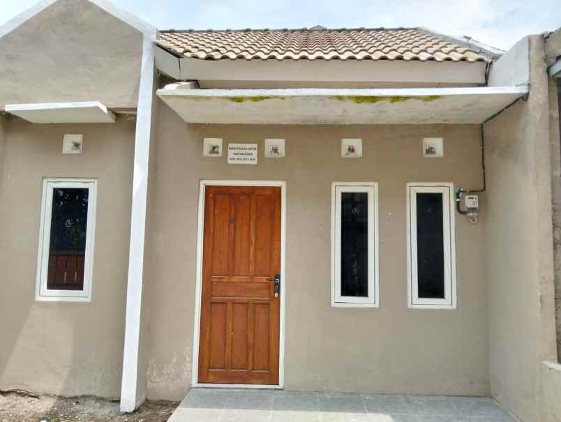 dijual rumah pucang gading bawah