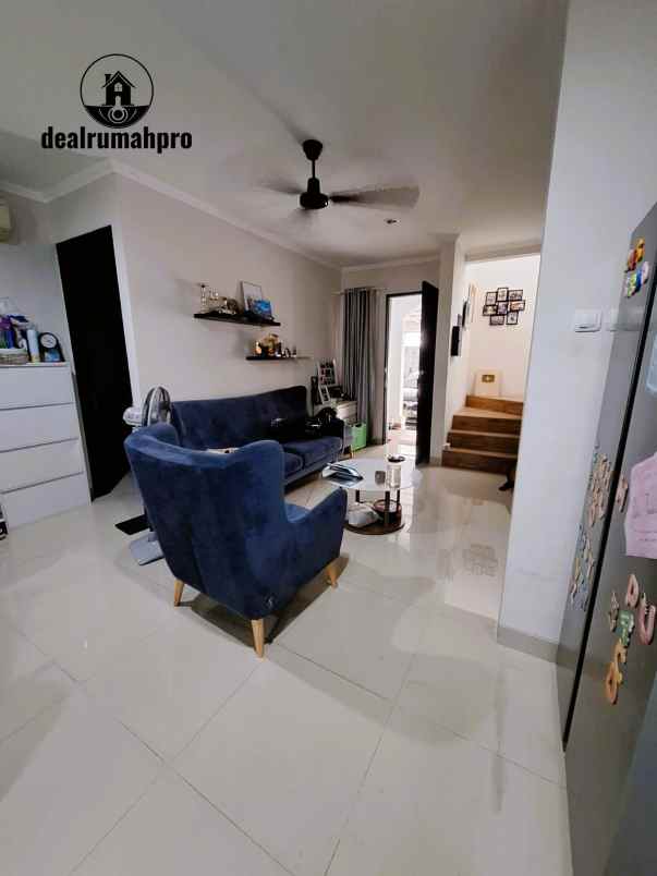 dijual rumah puri bintaro