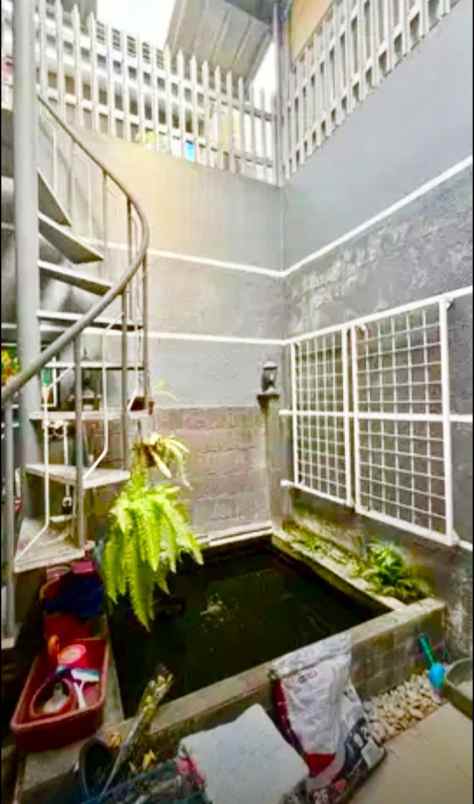 dijual rumah puri dago kota bandung